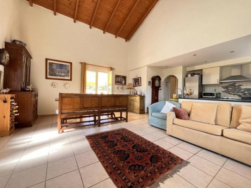 Drapanos Kreta: Villa mit 3 Schlafzimmern und Bergblick in Drapanos zu verkaufen Haus kaufen
